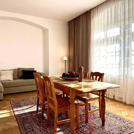 Awesome Charles Bridge Apartament Praga